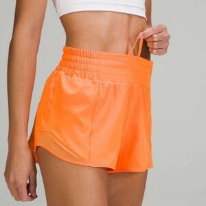 NWT Lululemon Orange Hotty Hot HR Shorts 4” *Lined Size 4 - Running/Workout/Yoga